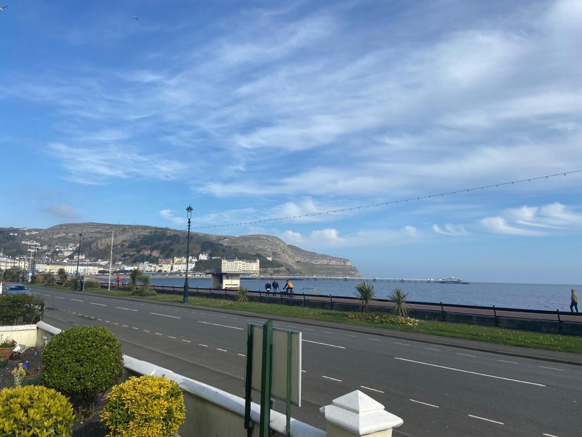 Hotel The Shelbourne (Adults Only) Llandudno Esterno foto