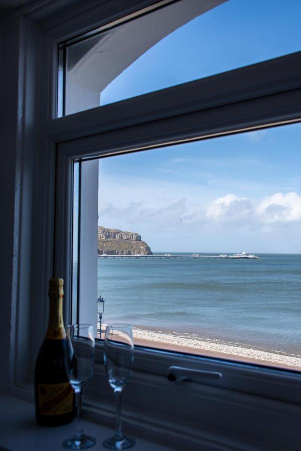 Hotel The Shelbourne (Adults Only) Llandudno Esterno foto